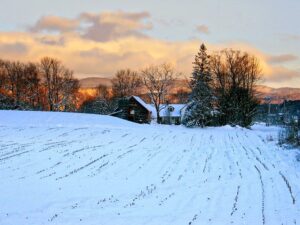 How to Plan a Winter Getaway While Staying Safe During COVID-19